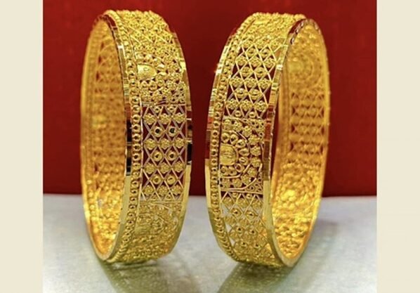 স্বর্ণের ভরি ২ লাখ ৯ হাজার ১০১ টাকা