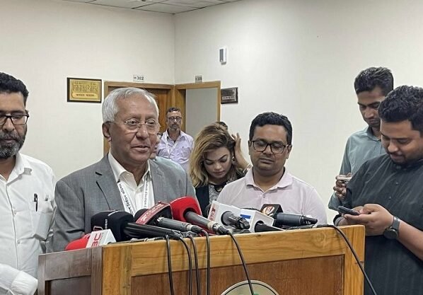 এনসিপিকে প্রতীক নিতে হবে ইসির তালিকা থেকেই