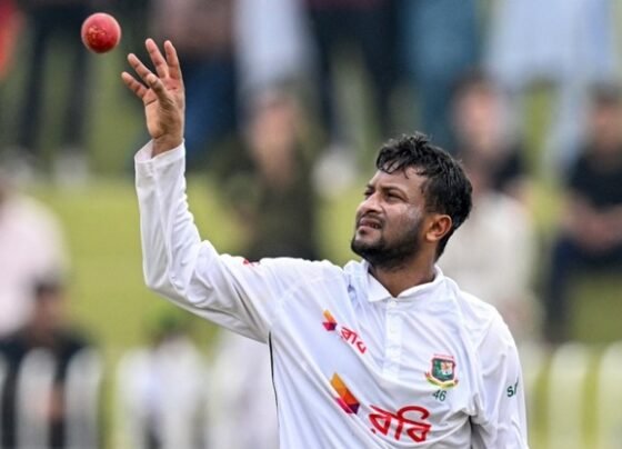 মিরপুরে শেষ ম্যাচ খেলেই অবসর নিতে চান সাকিব