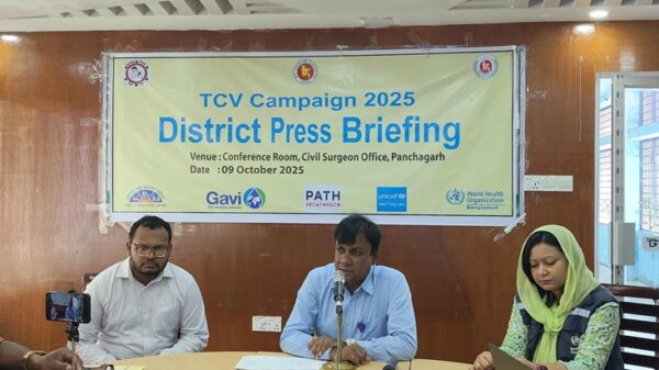 টাইফয়েড প্রতিরোধে পঞ্চগড়ে মাসব্যাপী টিকাদান কর্মসূচি শুরু ১২ অক্টোবর