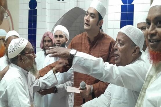 মুয়াজ্জিন মাওলানা নুরুদ্দিনের অশ্রুসিক্ত বিদায়
