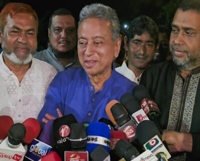 দেশ-বিদেশের বিনিয়োগকারীরা নির্বাচনের জন্য সিদ্ধান্ত স্থগিত রেখেছেন-আমির খসরু