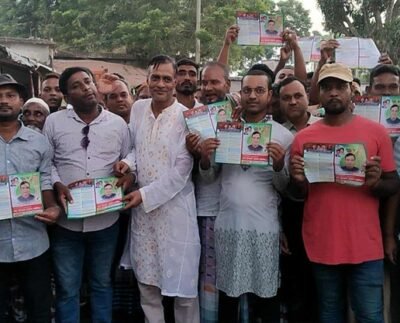 বিএনপির মনোনয়ন প্রত্যাশী আশরাফ হোসেনের গণসংযোগ ও লিফলেট বিতরণ