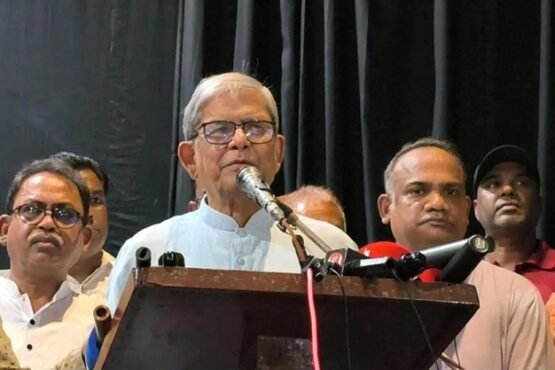 রাজনৈতিক সিদ্ধান্তে ভূল করে আবারও ফ্যাসিস্টদের কবলে পড়া যাবে না : মির্জা ফখরুল