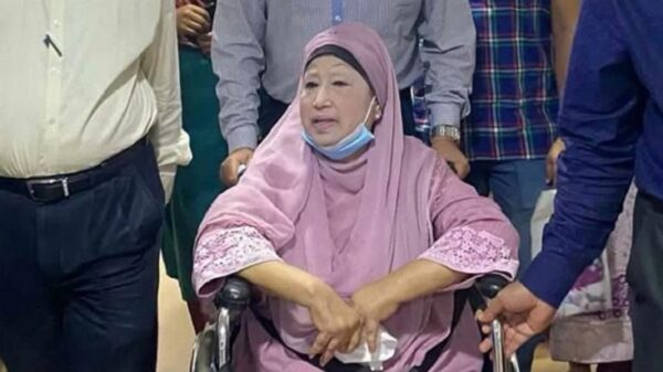 খালেদা জিয়ার হার্ট ও ফুসফুসে ইনফেকশন ছড়িয়ে পড়েছে: মেডিকেল বোর্ড