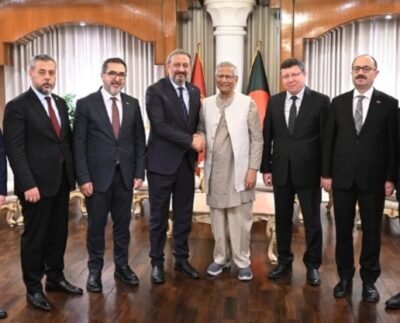 তুর্কি সংসদীয় প্রতিনিধিদলের সঙ্গে প্রধান উপদেষ্টার বৈঠক