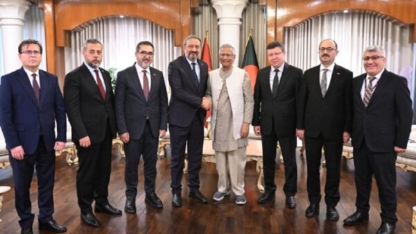 তুর্কি সংসদীয় প্রতিনিধিদলের সঙ্গে প্রধান উপদেষ্টার বৈঠক