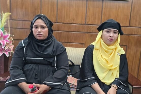 চাঁদপুরে পাসপোর্ট করতে এসে দুই রোহিঙ্গা নারী আটক