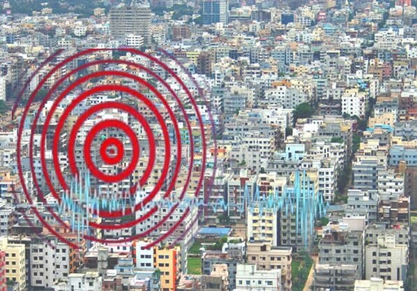 ৩২ ঘণ্টায় চার কম্পন, বড় ভূমিকম্পের আভাস দিচ্ছে বিশেষজ্ঞরা