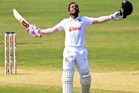 শততম টেস্টে সেঞ্চুরি করে ইতিহাসের গড়লেন মুশফিক