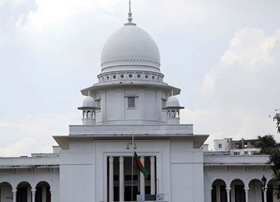 সারাদেশে অবৈধ বালু উত্তোলনকারীদের তালিকা তৈরির নির্দেশ হাইকোর্টের