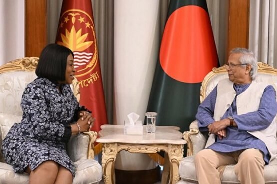 নির্বাচনে কমনওয়েলথের সমর্থন চেয়েছেন প্রধান উপদেষ্টা