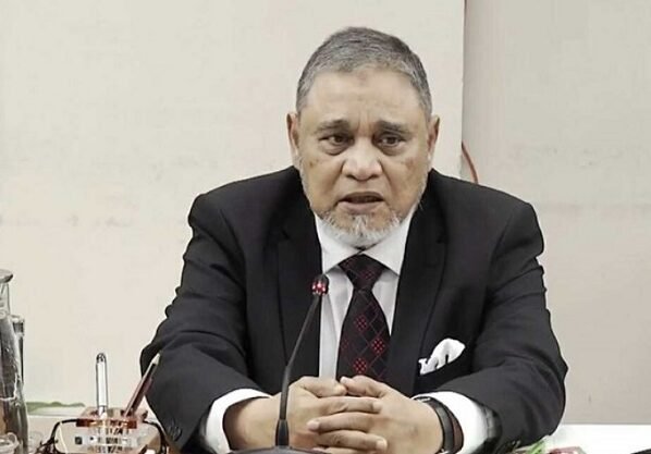 ‘নির্বাচন ‍সফল করতে আইনশৃঙ্খলা বাহিনীর চেয়েও রাজনৈতিক দলগুলোর ভূমিকা বড়’