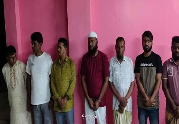 শ্রীপুরে স্বতন্ত্র এমপি প্রার্থী এনামুল হক মোল্লা অস্ত্রসহ আটক