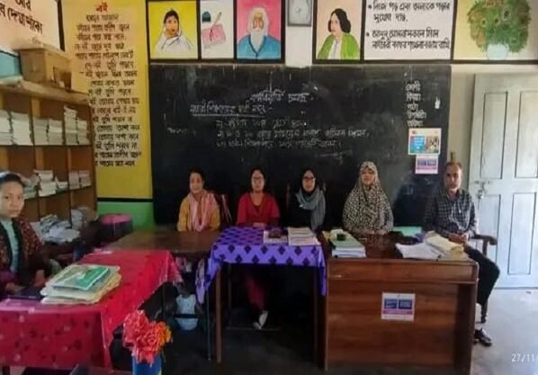 আলীকদমে আবারো কর্মবিরতিতে বিভিন্ন সরকারি প্রাথমিক বিদ্যালয়ের শিক্ষকরা