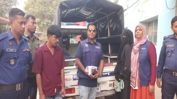 ব্রাহ্মণবাড়িয়ায় পাসপোর্ট করতে এসে এক রোহিঙ্গা তরুণীসহ দুইজন আটক