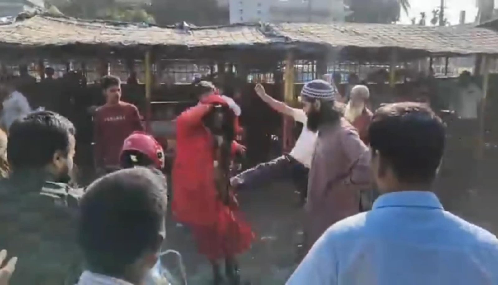 ঠাকুরগাঁওয়ে বাউল শিল্পীদের ওপর হামলা-মারপিট