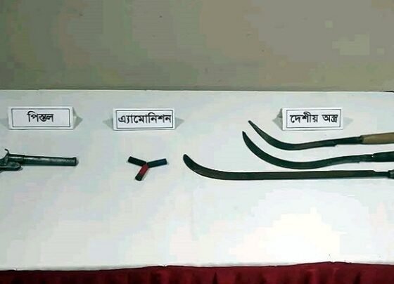 গাংনীতে সেনাবাহিনীর অভিযানে অস্ত্র ও গুলি উদ্ধার