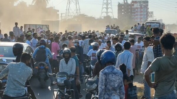ব্রাহ্মণবাড়িয়ায় বিএনপির দলীয় প্রার্থী মনোনয়ন দাবিতে ঢাকা-সিলেট মহাসড়ক অবরোধ 
