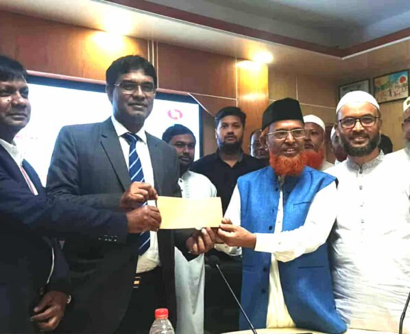 পঞ্চগড়ে হাসপাতালের নতুন ভবন চালু করতে জামায়াতে ইসলামীর ১০ লক্ষ টাকা অনুদান