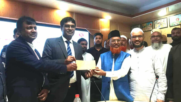 পঞ্চগড়ে হাসপাতালের নতুন ভবন চালু করতে জামায়াতে ইসলামীর ১০ লক্ষ টাকা অনুদান