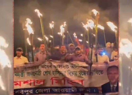 শেরপুরে নিষিদ্ধ আওয়ামী লীগের মশাল মিছিল, প্রতিবাদে ছাত্রদল ও যুবদলের পাল্টা বিক্ষোভ