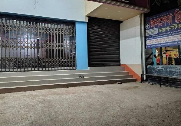 পলাশবাড়ীতে জনসেবা ক্লিনিকে প্রসূতির মৃত্যু, ক্লিনিক মালিক পলাতক