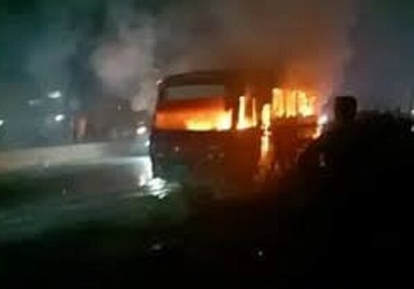 এক রাতে ৩ বাসে আগুন গাজীপুরে