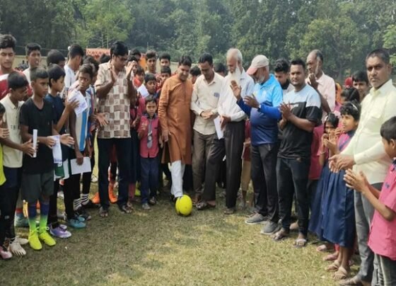 গোমস্তাপুরে ১৫ দিনব্যাপী ফুটবল ক্যাম্পের উদ্বোধন
