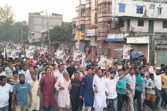 মেহেরপুর-২ আসনের মনোনয়ন বাতিলের দাবিতে বিএনপির বিক্ষোভ