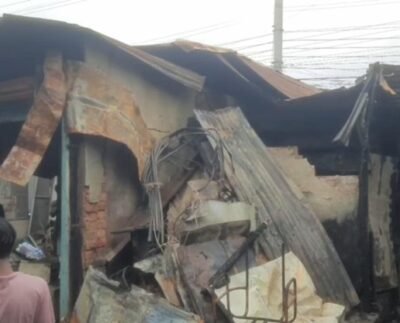 ব্রাহ্মণবাড়িয়া ঐতিহ্যবাহী মেড্ডা বাজারে অগ্নিকান্ডে ১১ দোকান পুড়ে ছাই