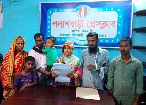 পলাশবাড়ীতে জমি নিয়ে দ্বন্দ্ব-বাদীর স্বামীর হাতের আঙ্গুল কেটে দেওয়ার অভিযোগ বিবাদীর বিরুদ্ধে