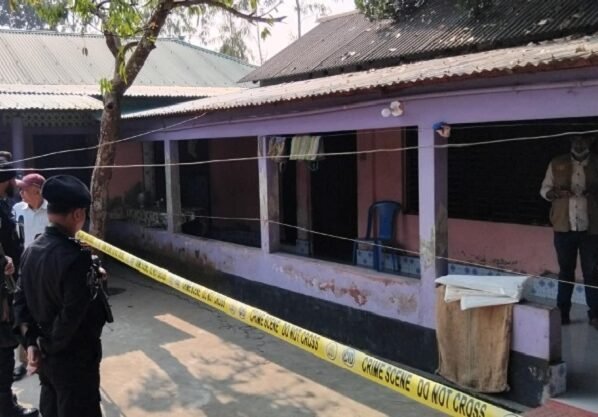 রংপুরে মুক্তিযোদ্ধা ও তার স্ত্রীকে কুপিয়ে হত্যা করেছে দুর্বৃত্তরা