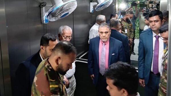 প্রধান বিচারপতির সঙ্গে সাক্ষাৎ করতে গেছেন সিইসি