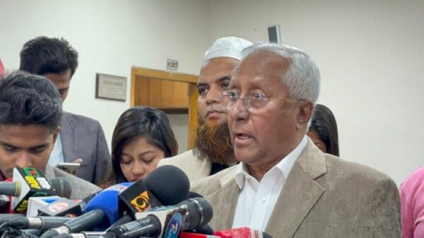 প্রার্থীদের অস্ত্র রাখার বিষয়ে প্রয়োজনে আচরণবিধি সংশোধন: ইসি সচিব