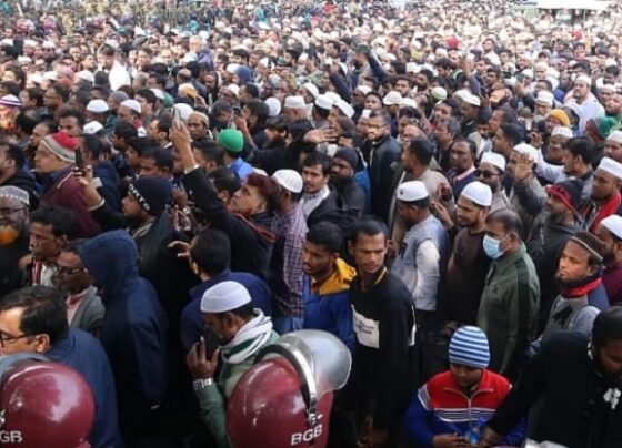 খালেদা জিয়ার অন্তিম যাত্রায় সংসদ ভবন এলাকা জনসমুদ্র