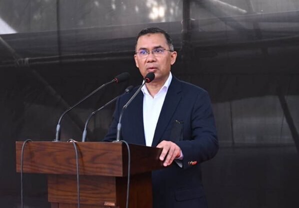 মায়ের জন্য দোয়া চাইলেন তারেক রহমান