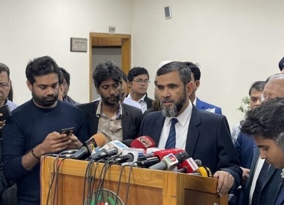 চোরাগোপ্তা হামলার সম্ভাবনা উড়িয়ে দিচ্ছি না: ইসি সানাউল্লাহ