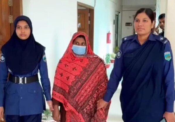 পাবনায় কুকুরছানা হত্যা, গ্রেফতার সরকারি কর্মকর্তার স্ত্রী নিশি রহমান কারাগারে