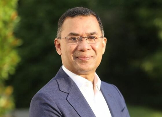 বিমান বন্দরের পথে তারেক রহমান