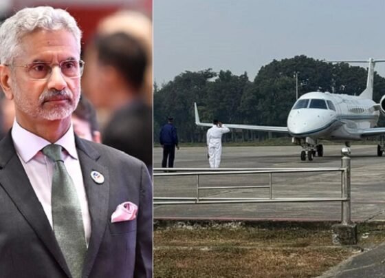 খালেদা জিয়াকে শ্রদ্ধা জানাতে ঢাকায় ভারতের পররাষ্ট্রমন্ত্রী