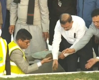 রাষ্ট্রীয় মর্যাদায় স্বামীর কবরের পাশে সমাহিত হলেন খালেদা জিয়া