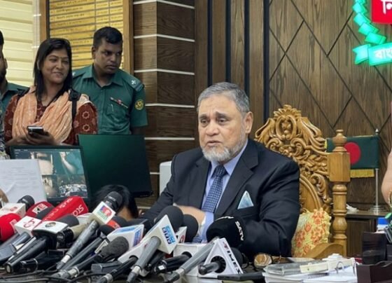 প্রধান বিচারপতির সঙ্গে বৈঠকে বসেছেন সিইসি