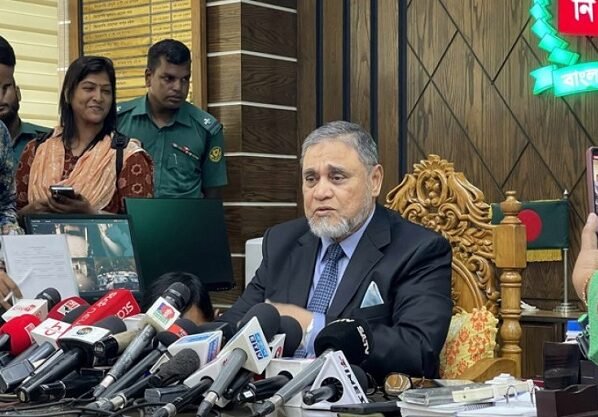 প্রধান বিচারপতির সঙ্গে বৈঠকে বসেছেন সিইসি