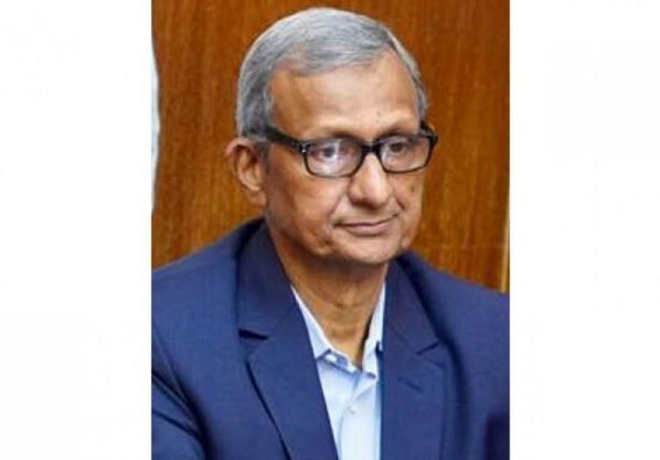 পদত্যাগ করেছেন প্রধান উপদেষ্টার বিশেষ সহকারী খোদা বকশ চৌধুরী