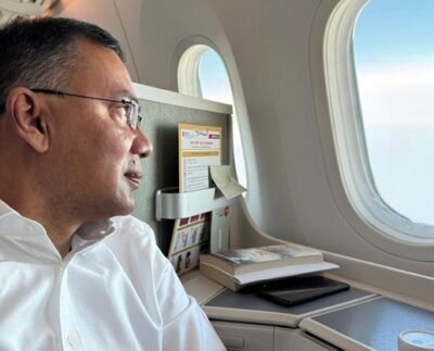 দেশে ঢুকেই তারেক রহমানের আবেগঘন পোস্ট