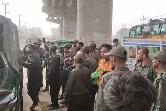 ব্রাহ্মণবাড়িয়ায় আনসার সদস্যদের বাস দুর্ঘটনা, আহত ১১