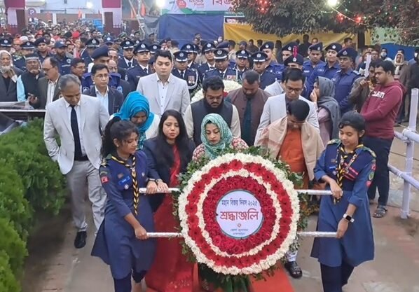 ব্রাহ্মণবাড়িয়ায় যথাযোগ্য মর্যাদায় পালিত হচ্ছে মহান বিজয় দিবস
