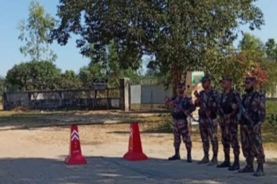 শরীফ ওসমান হাদীর ওপর হামলা: সীমান্তে বিজিবির কড়া নিরাপত্তা