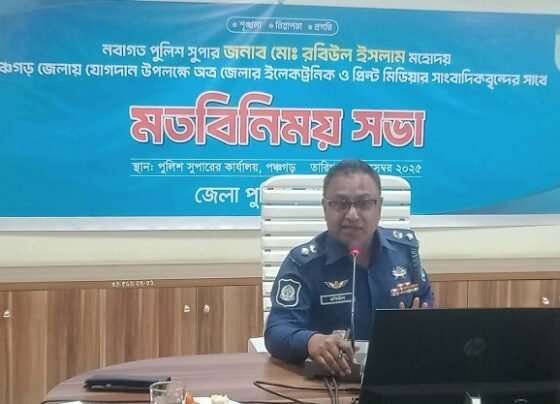 পঞ্চগড়ে এসপির সাথে গণমাধ্যম কর্মীদের সাথে মতবিনিময়